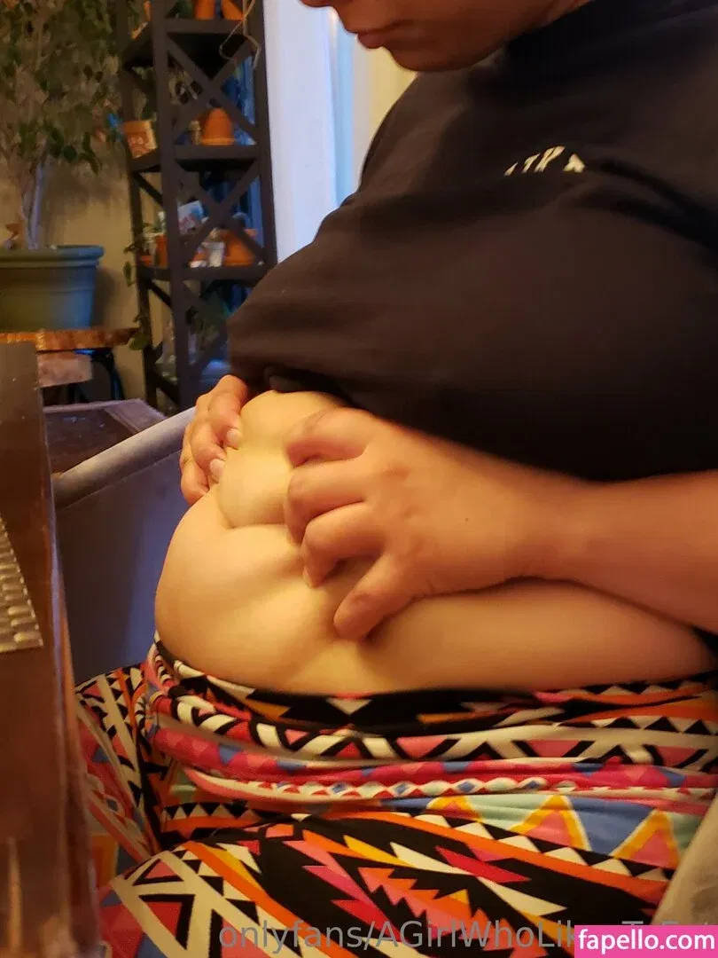 AGirlWhoLikesToEat / https: Onlyfans Photo Gallery 