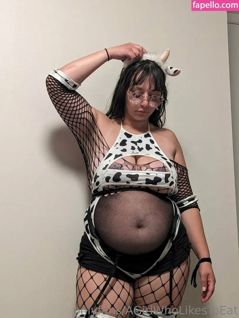 AGirlWhoLikesToEat / https: Onlyfans Photo Gallery 