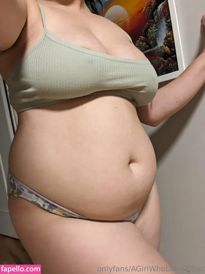 AGirlWhoLikesToEat / https: Onlyfans Photo Gallery 