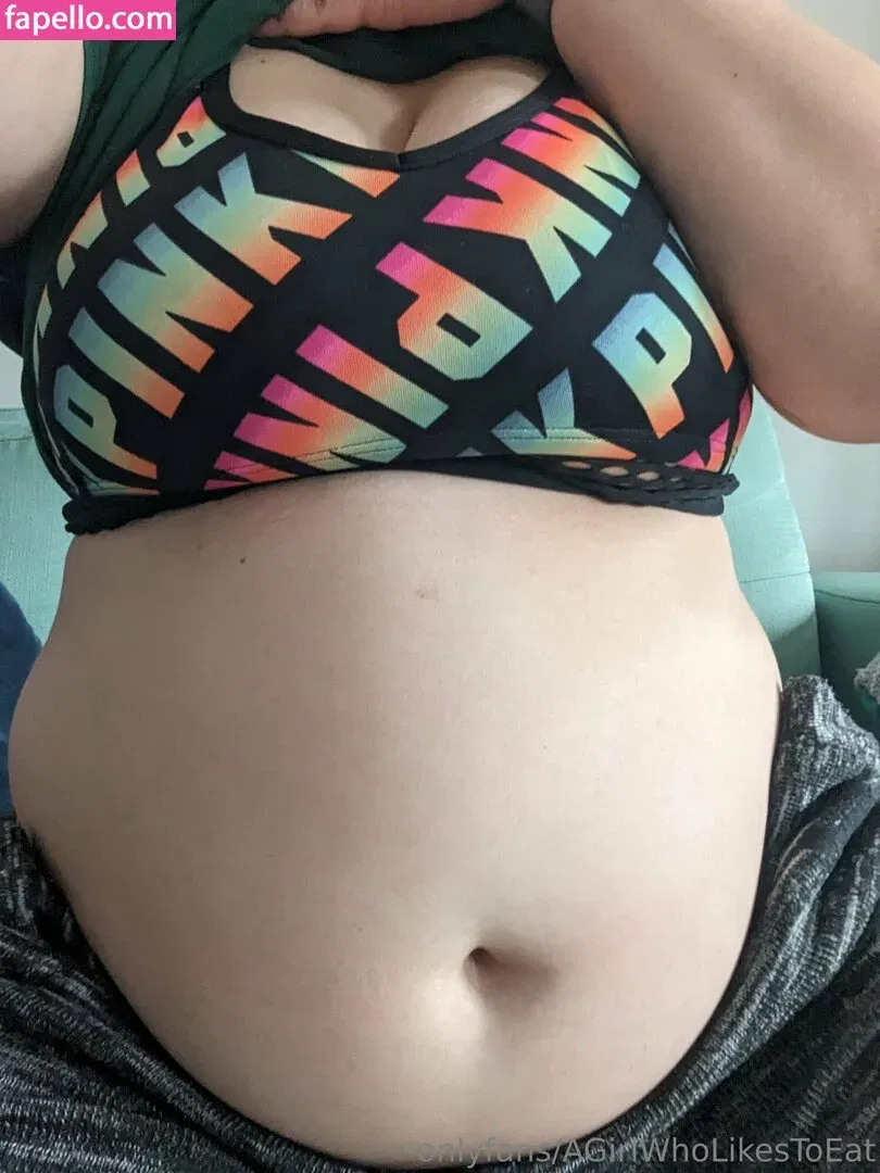 AGirlWhoLikesToEat / https: Onlyfans Photo Gallery 