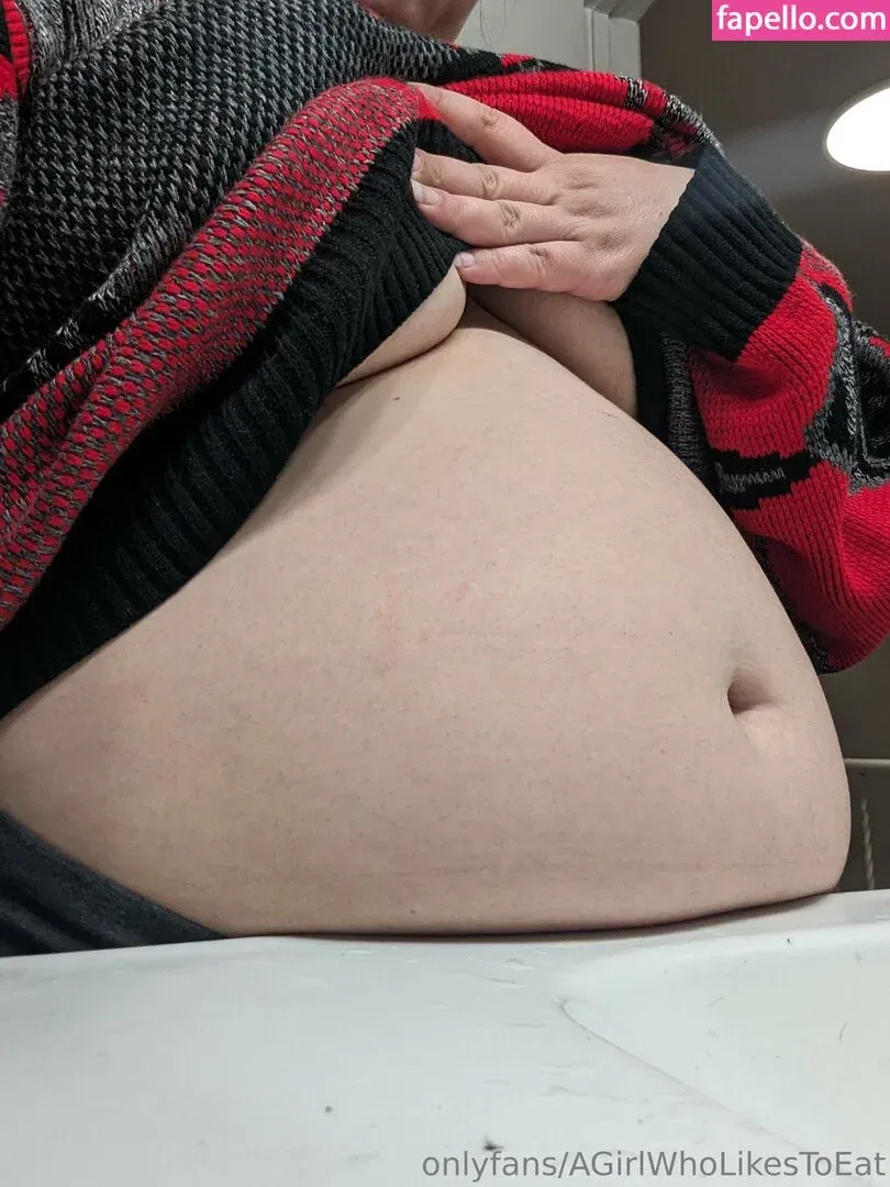 AGirlWhoLikesToEat / https: Onlyfans Photo Gallery 