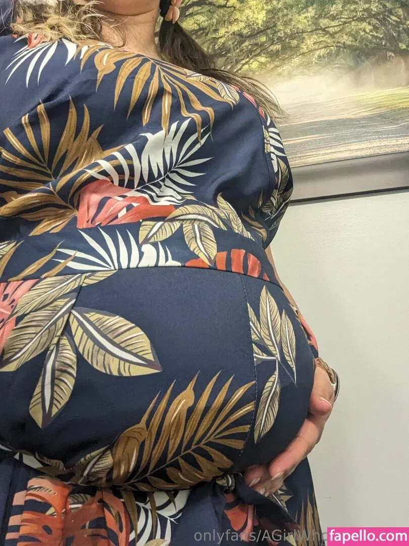 AGirlWhoLikesToEat / https: Onlyfans Photo Gallery 