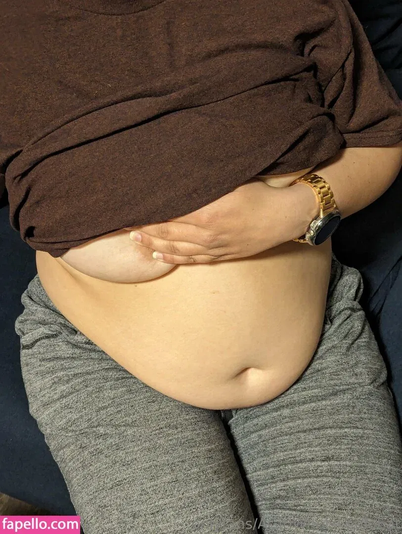 AGirlWhoLikesToEat / https: Onlyfans Photo Gallery 