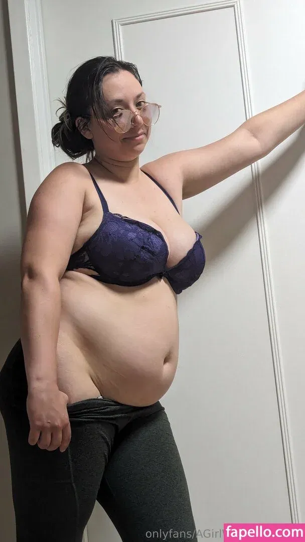 AGirlWhoLikesToEat / https: Onlyfans Photo Gallery 