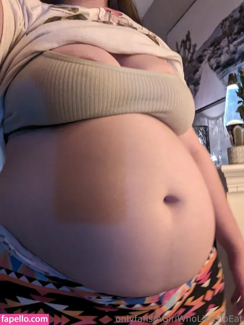 AGirlWhoLikesToEat / https: Onlyfans Photo Gallery 