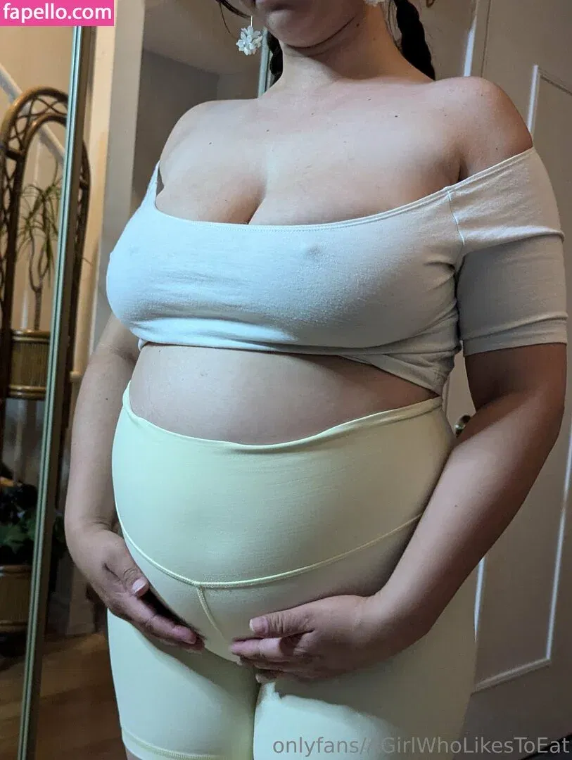 AGirlWhoLikesToEat / https: Onlyfans Photo Gallery 