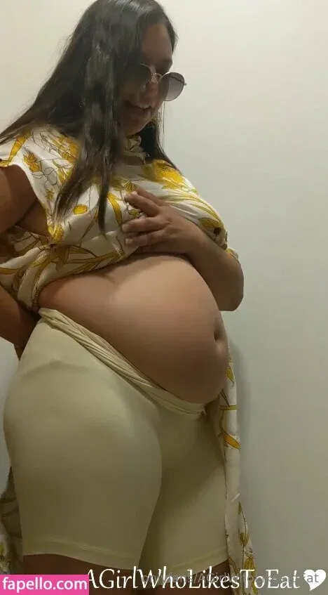 AGirlWhoLikesToEat / https: Onlyfans Photo Gallery 