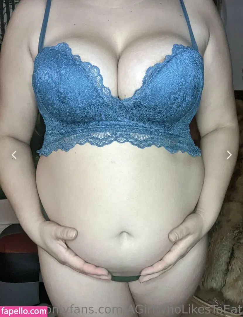 AGirlWhoLikesToEat / https: Onlyfans Photo Gallery 
