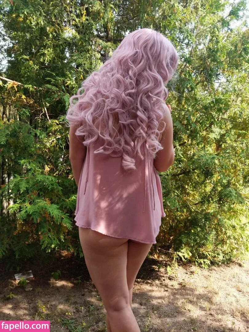 AGirlWhoLikesToEat / https: Onlyfans Photo Gallery 