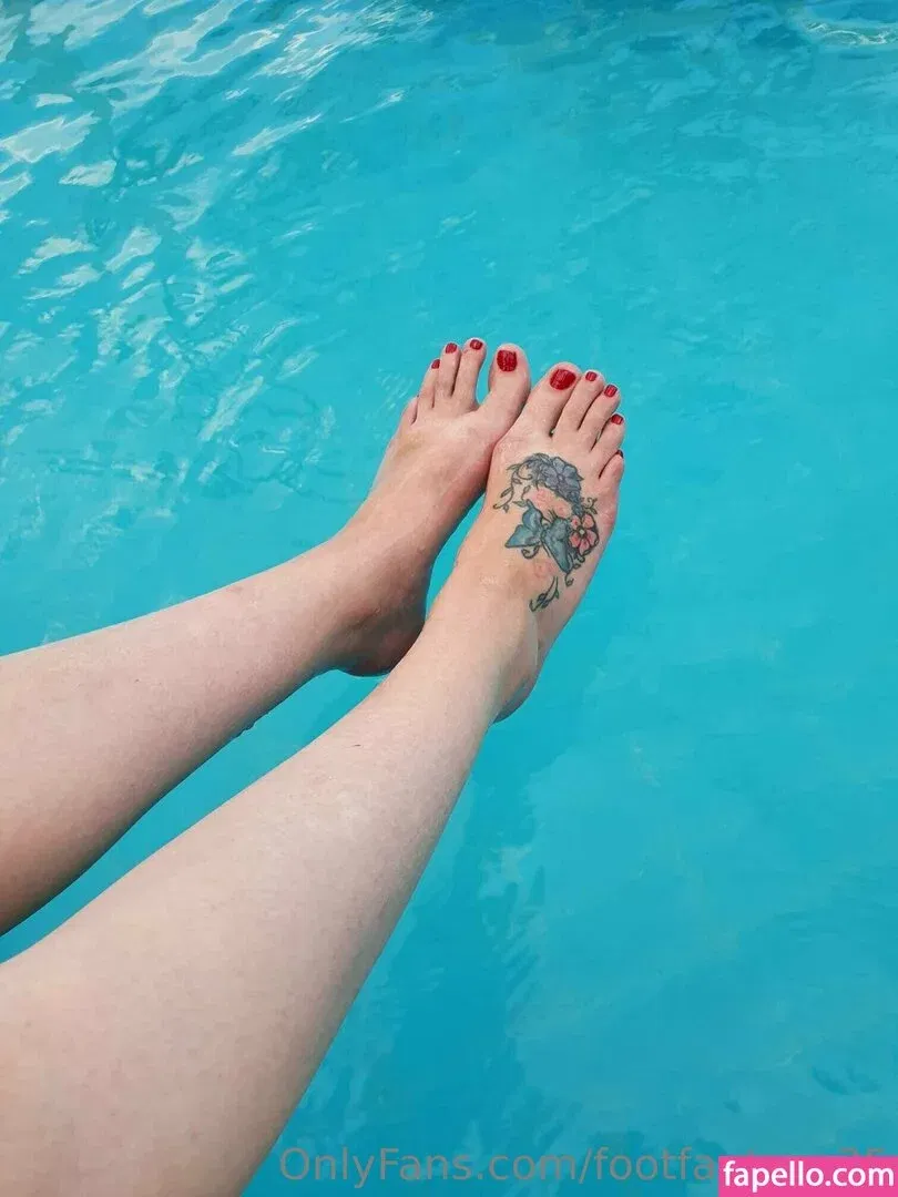 faoliu_10 / footfantasy35 Onlyfans Photo Gallery 