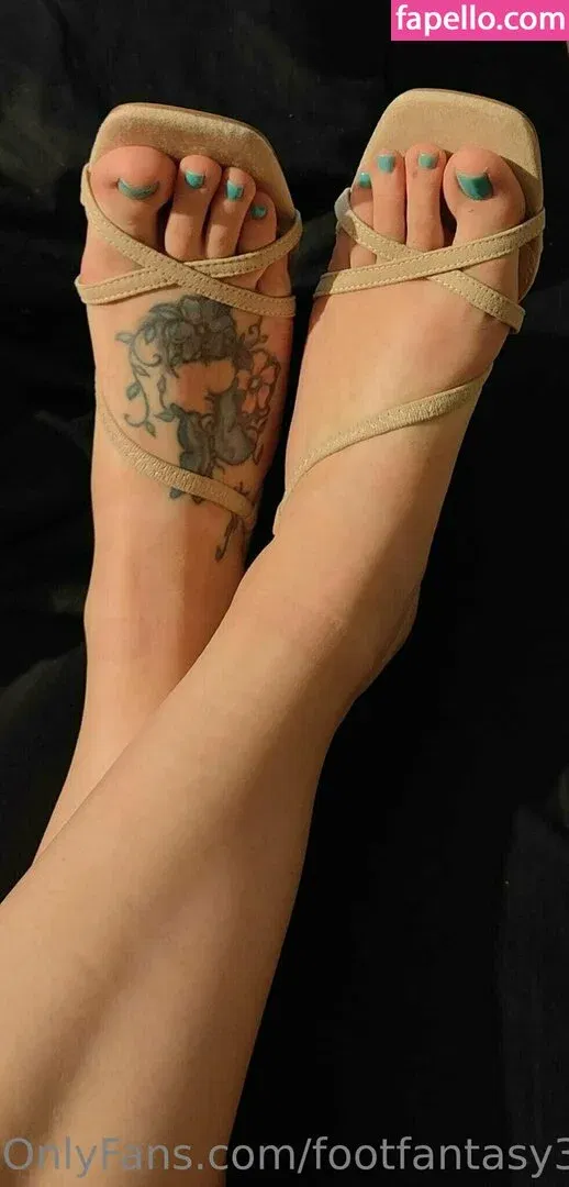 faoliu_10 / footfantasy35 Onlyfans Photo Gallery 