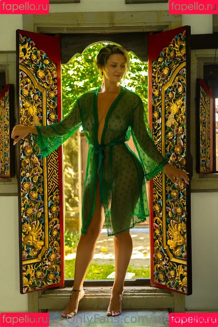 Alena Witch / _alena_witch_ / alenawitch / alenka__loo Onlyfans Photo Gallery 
