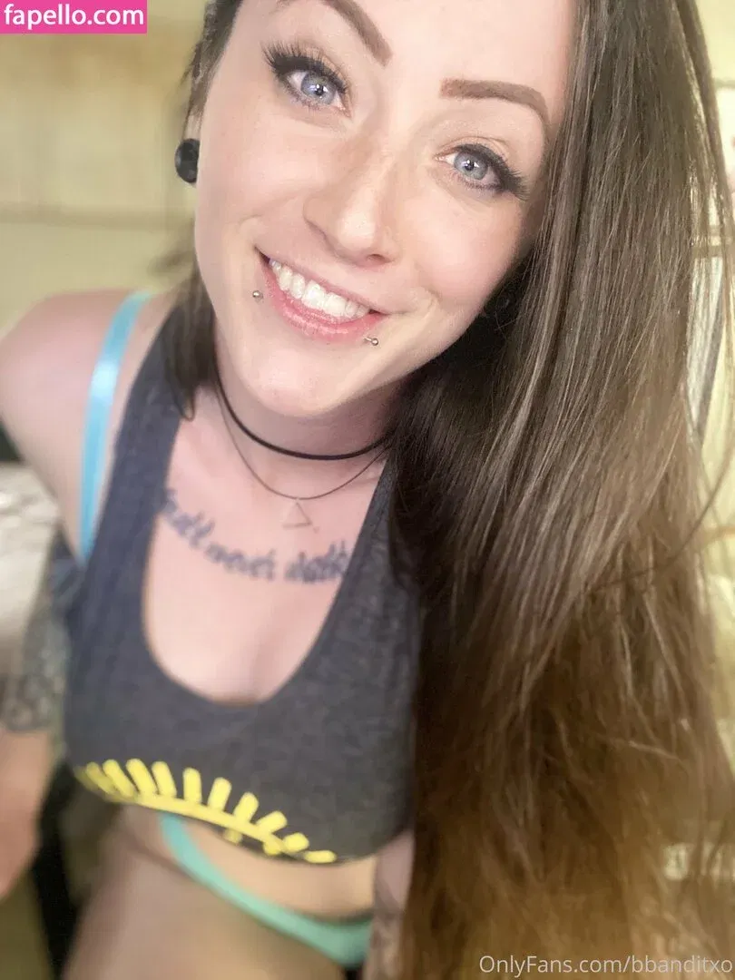 BBanditxo / Badlandbandit Onlyfans Photo Gallery 