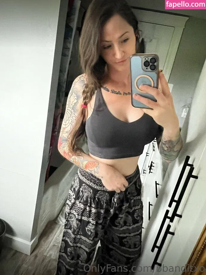 BBanditxo / Badlandbandit Onlyfans Photo Gallery 