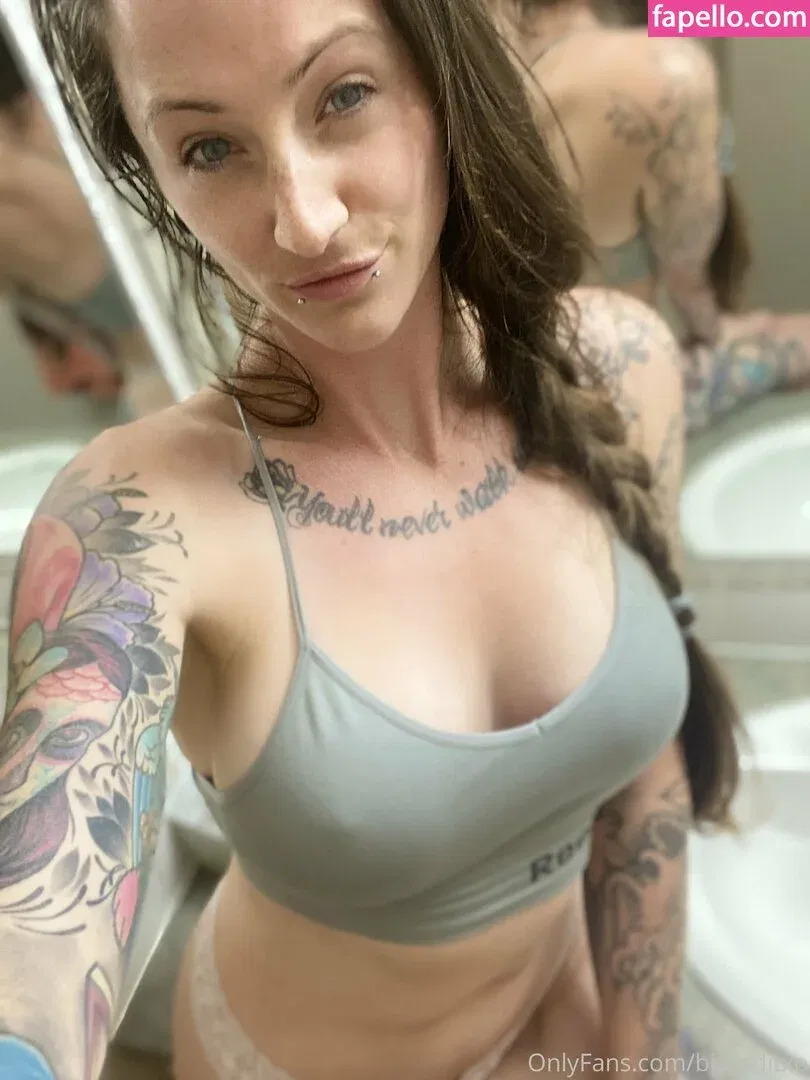 BBanditxo / Badlandbandit Onlyfans Photo Gallery 