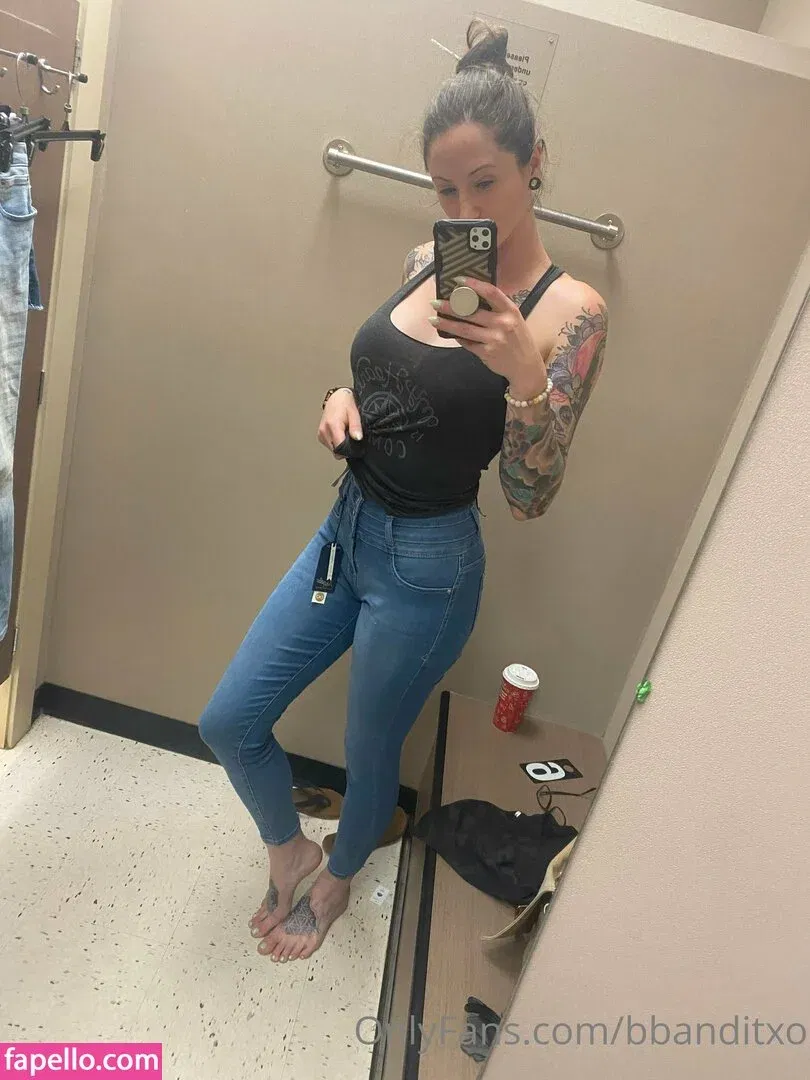 BBanditxo / Badlandbandit Onlyfans Photo Gallery 