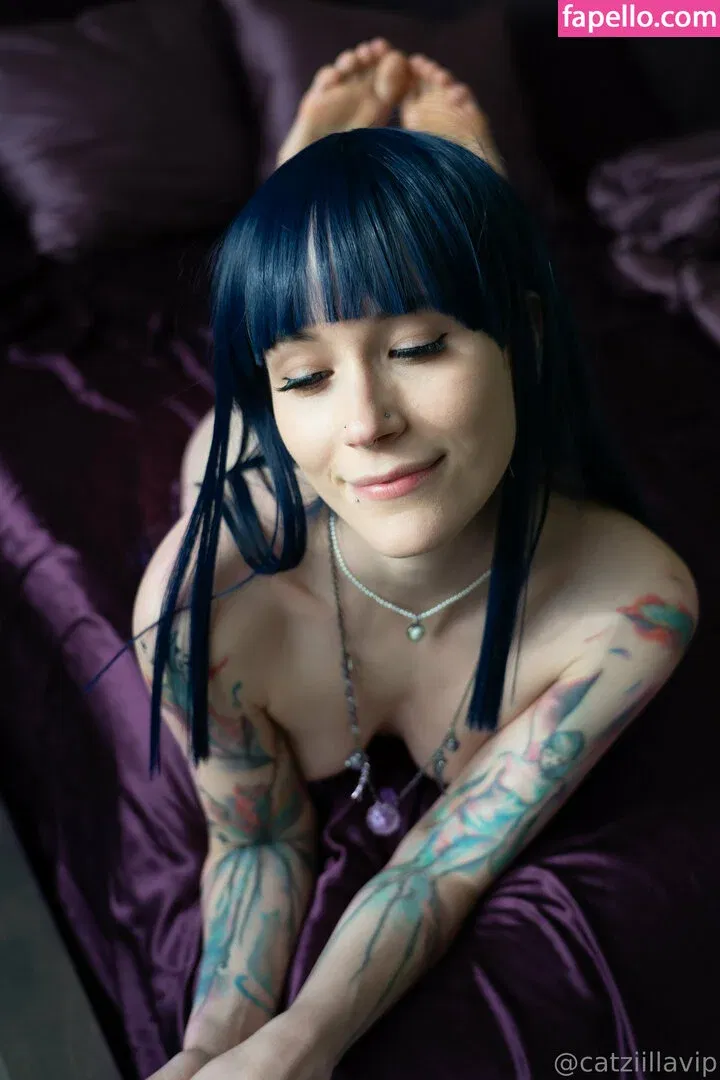 Catzilla / catziilla / cptamaziing Onlyfans Photo Gallery 