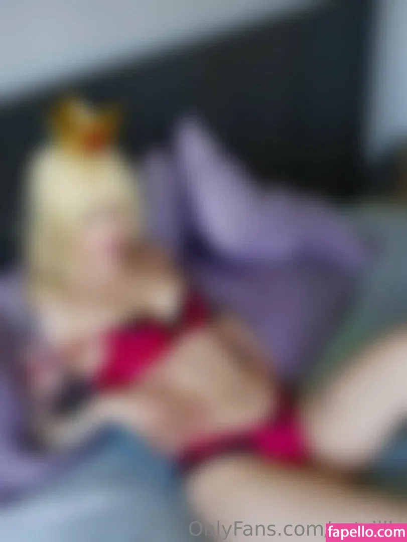 Catzilla / catziilla / cptamaziing Onlyfans Photo Gallery 