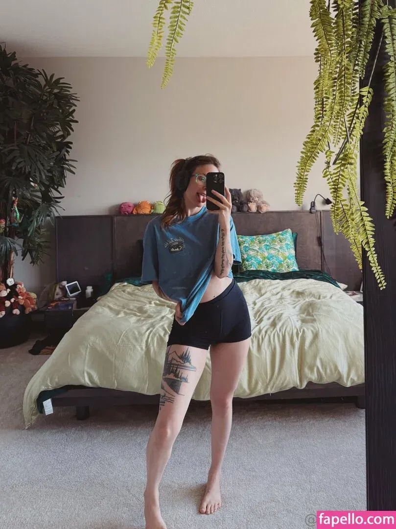 Catzilla / catziilla / cptamaziing Onlyfans Photo Gallery 