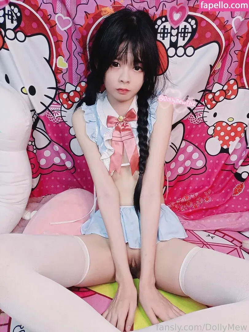DollyMew / dollymewth / dollymewth2 Onlyfans Photo Gallery 