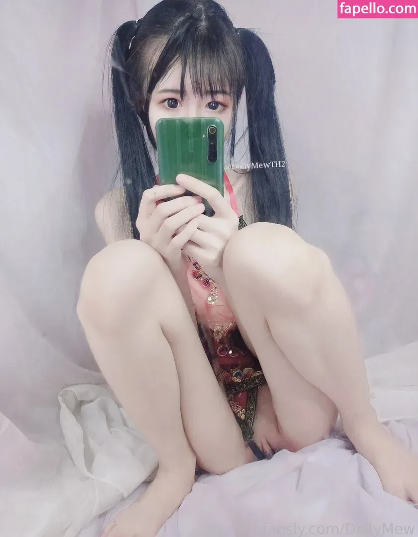 DollyMew / dollymewth / dollymewth2 Onlyfans Photo Gallery 