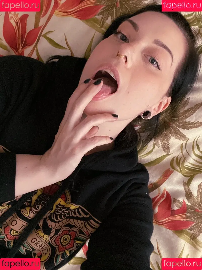 Ceres Suicide / ceres__suicide / ceressuicide Onlyfans Photo Gallery 