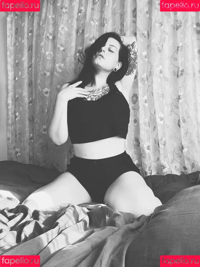 Ceres Suicide / ceres__suicide / ceressuicide Onlyfans Photo Gallery 