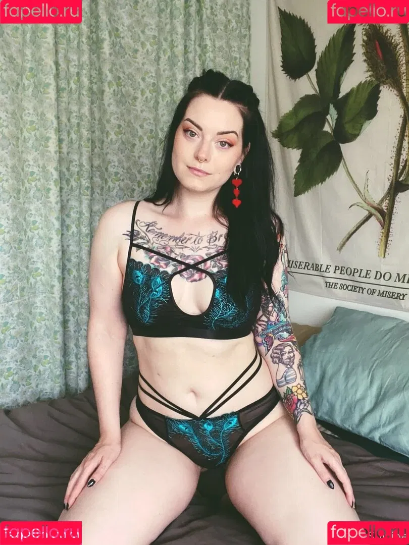 Ceres Suicide / ceres__suicide / ceressuicide Onlyfans Photo Gallery 