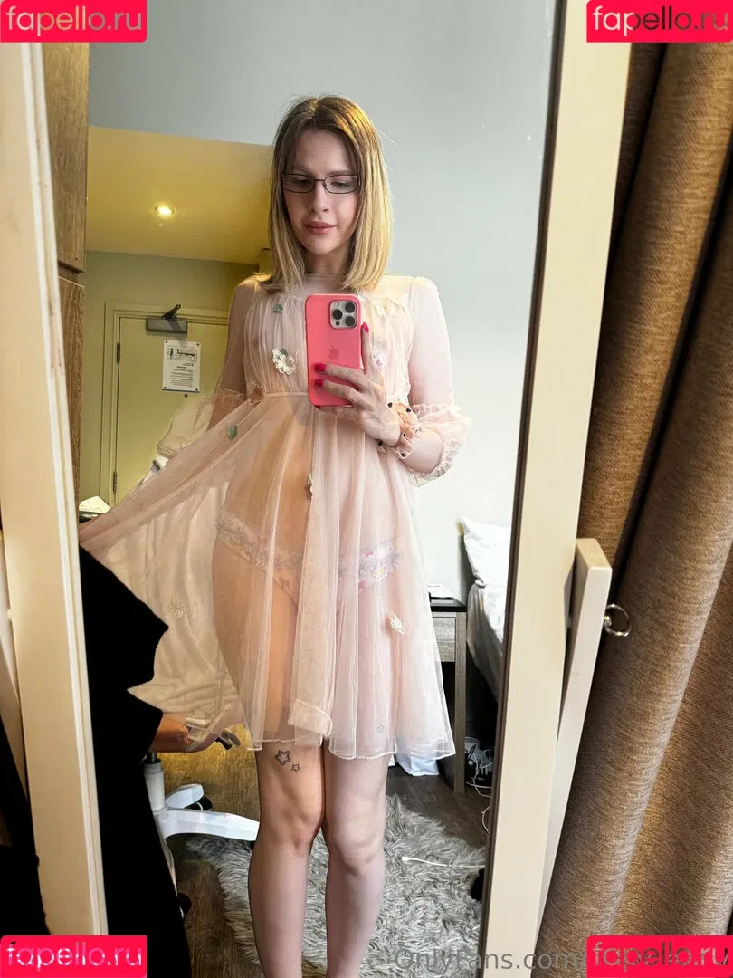 bimbo.jenny / jjbbeth Onlyfans Photo Gallery 