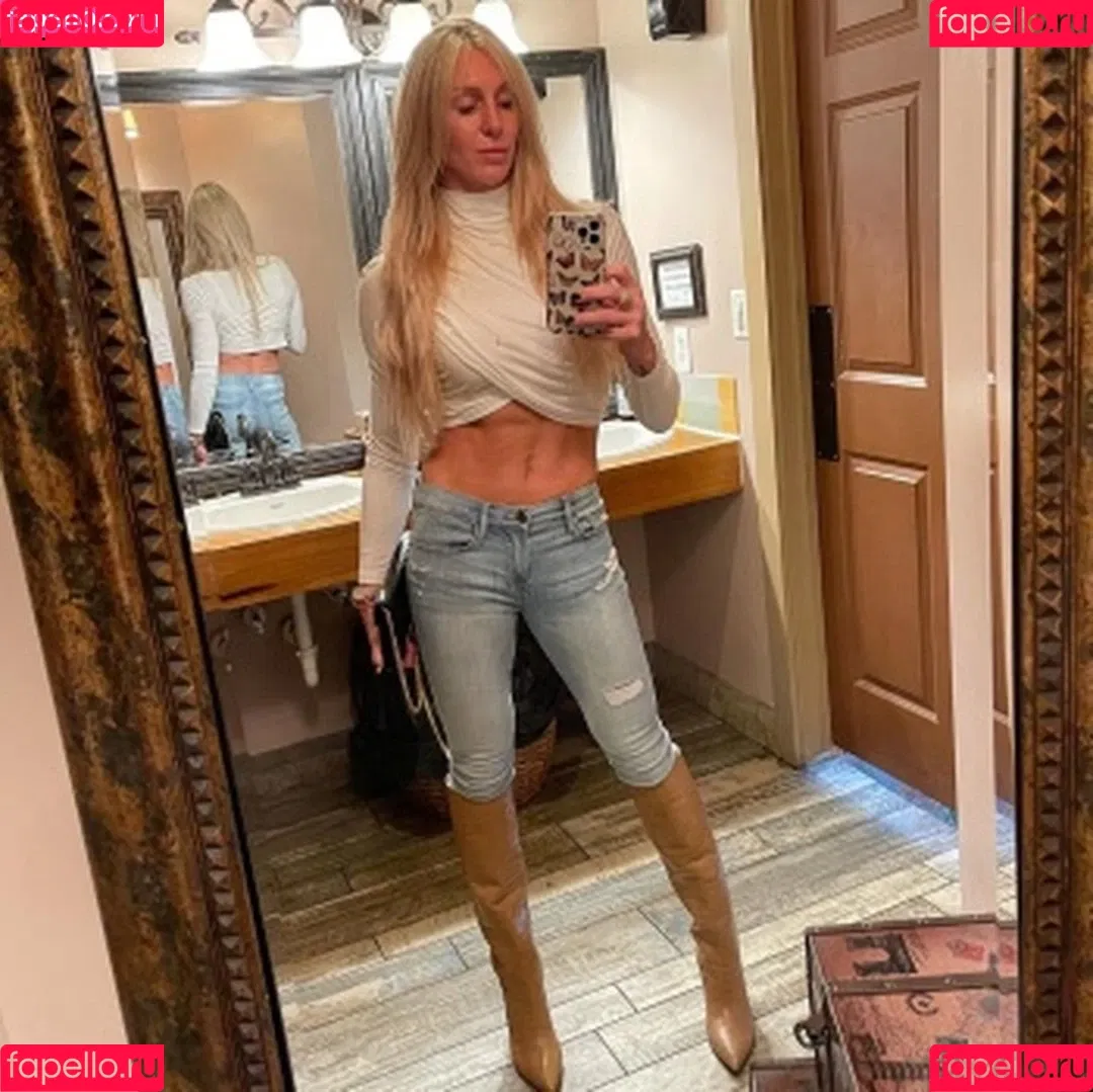 Charlotte Flair / WWE / charlottewwe Onlyfans Photo Gallery 