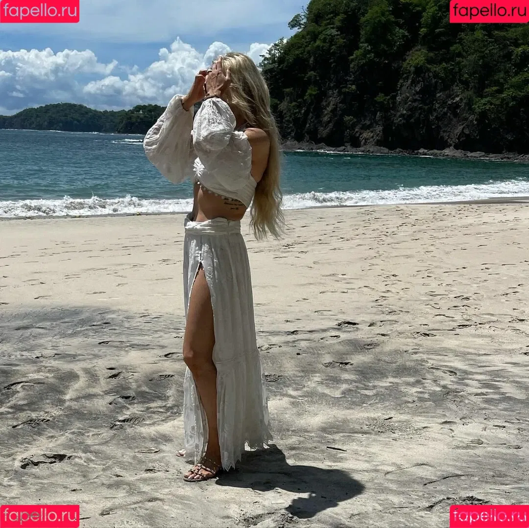 Charlotte Flair / WWE / charlottewwe Onlyfans Photo Gallery 