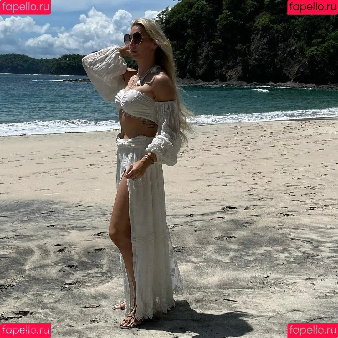 Charlotte Flair / WWE / charlottewwe Onlyfans Photo Gallery 