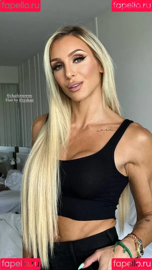 Charlotte Flair / WWE / charlottewwe Onlyfans Photo Gallery 