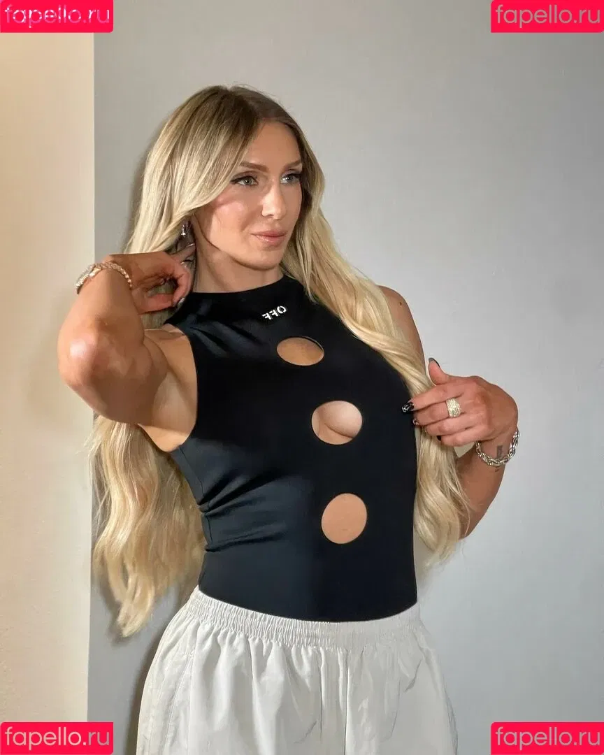 Charlotte Flair / WWE / charlottewwe Onlyfans Photo Gallery 