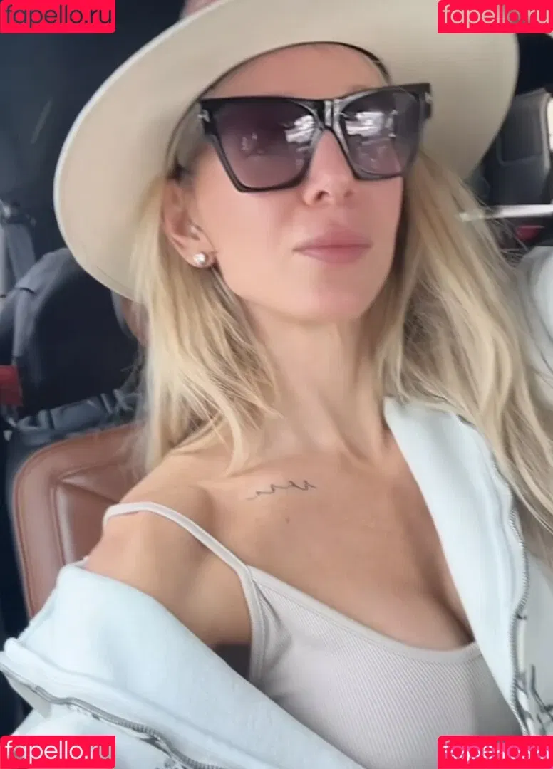 Charlotte Flair / WWE / charlottewwe Onlyfans Photo Gallery 