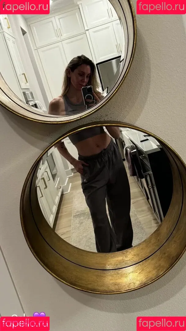 Charlotte Flair / WWE / charlottewwe Onlyfans Photo Gallery 