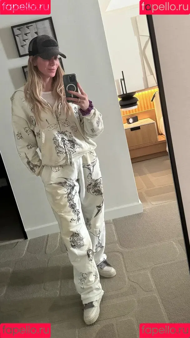 Charlotte Flair / WWE / charlottewwe Onlyfans Photo Gallery 