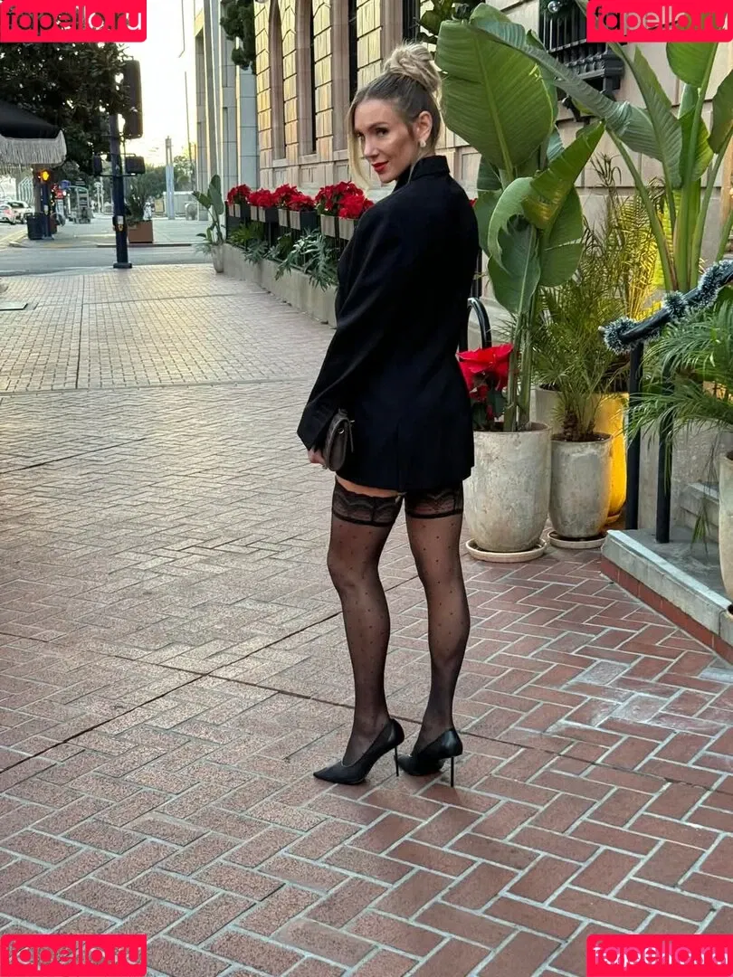 Charlotte Flair / WWE / charlottewwe Onlyfans Photo Gallery 