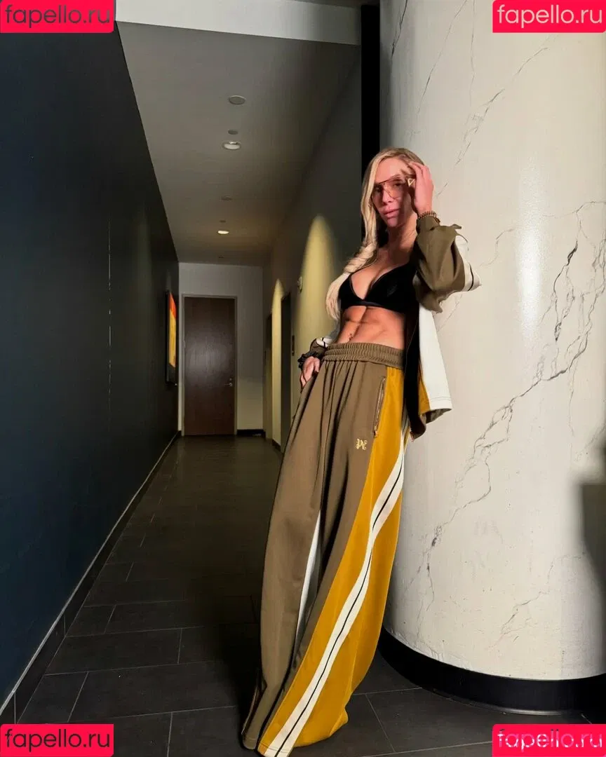Charlotte Flair / WWE / charlottewwe Onlyfans Photo Gallery 