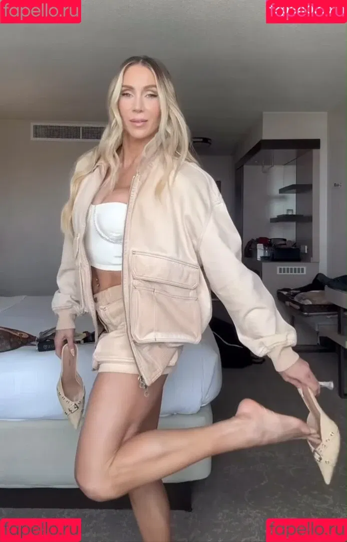 Charlotte Flair / WWE / charlottewwe Onlyfans Photo Gallery 