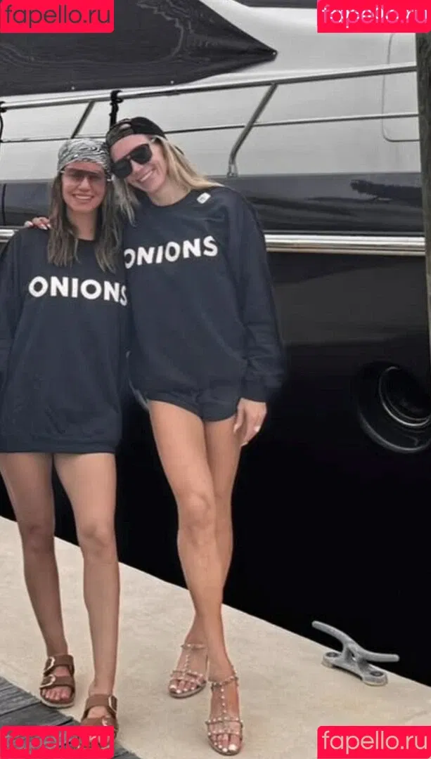 Charlotte Flair / WWE / charlottewwe Onlyfans Photo Gallery 