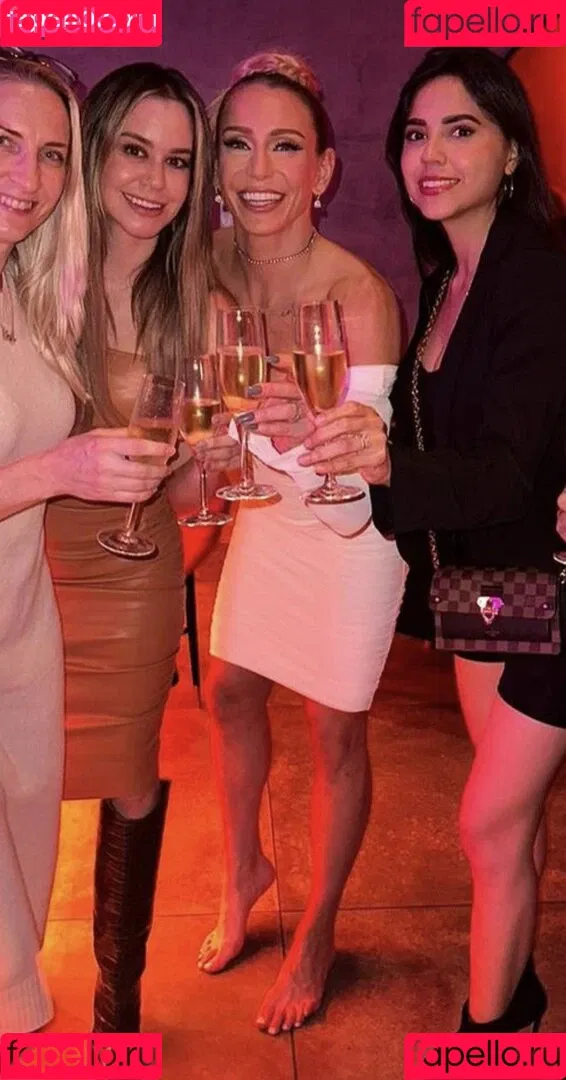 Charlotte Flair / WWE / charlottewwe Onlyfans Photo Gallery 