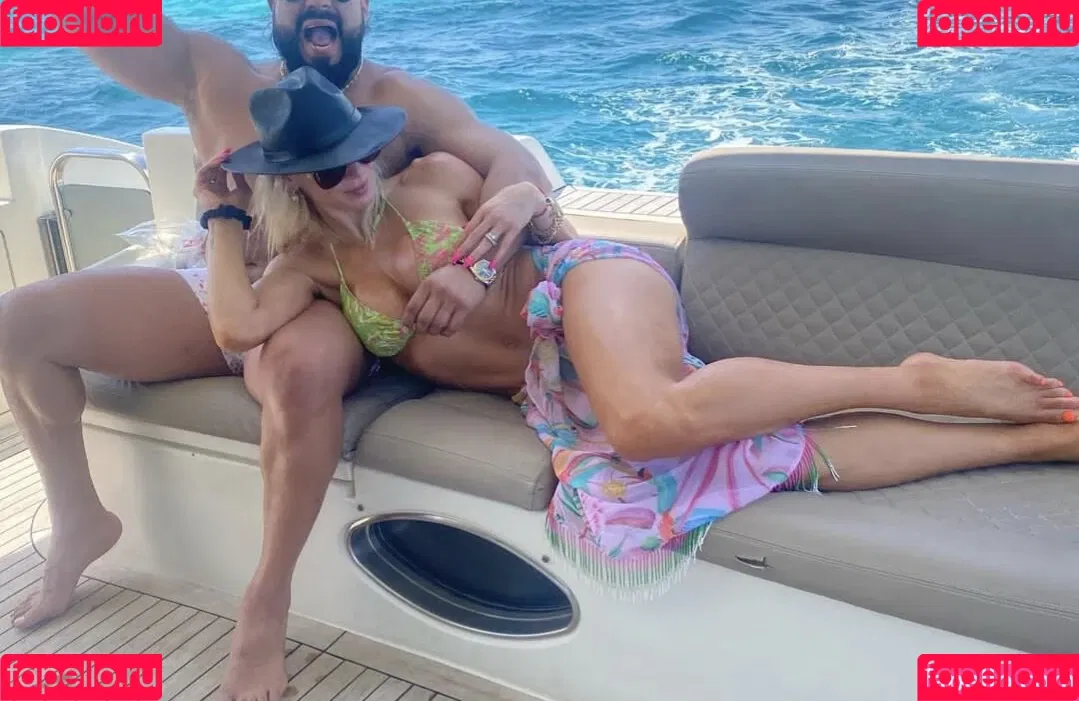 Charlotte Flair / WWE / charlottewwe Onlyfans Photo Gallery 