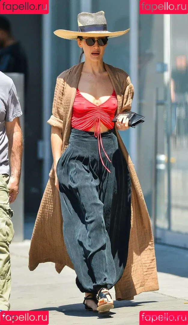 Maggie Q / maggieq Onlyfans Photo Gallery 