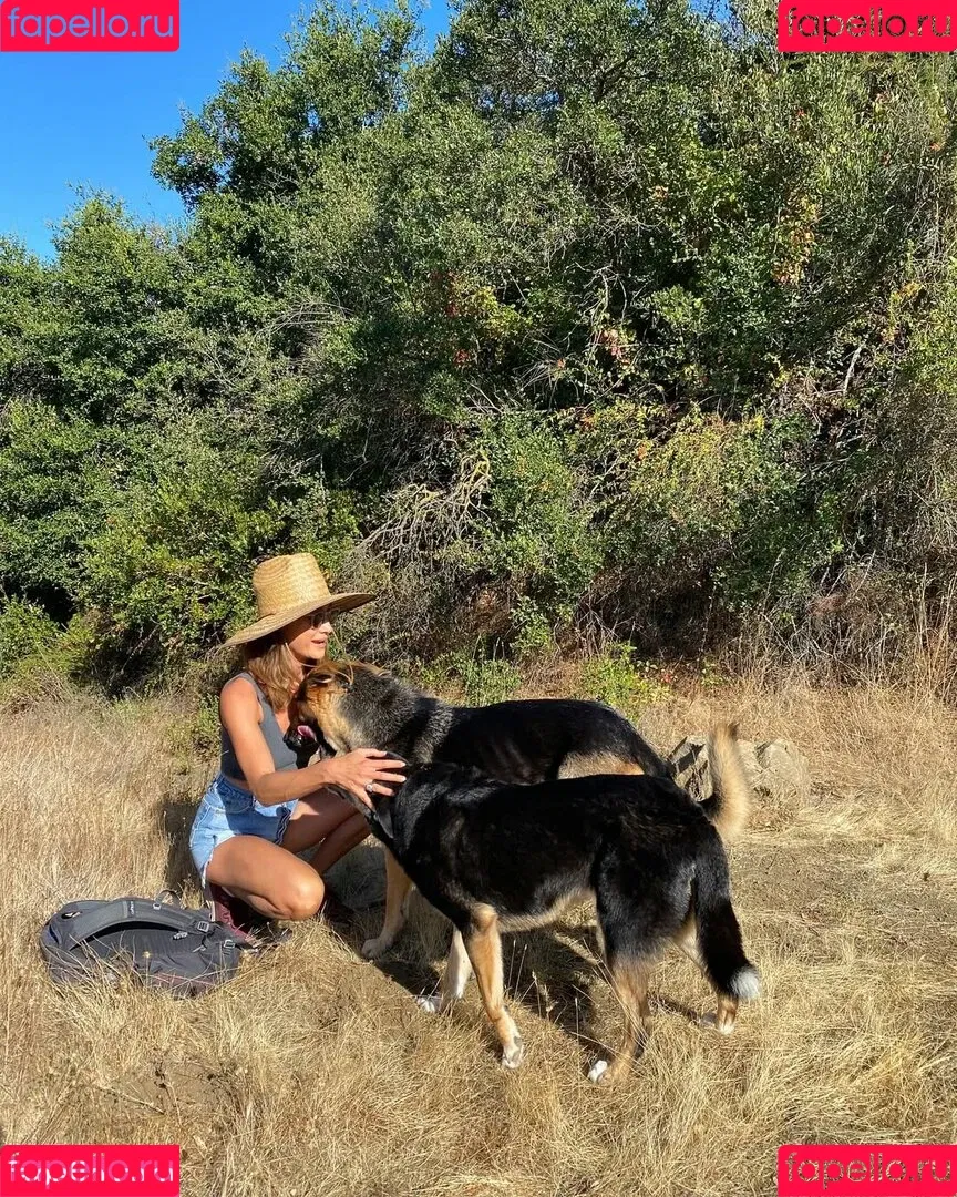 Maggie Q / maggieq Onlyfans Photo Gallery 