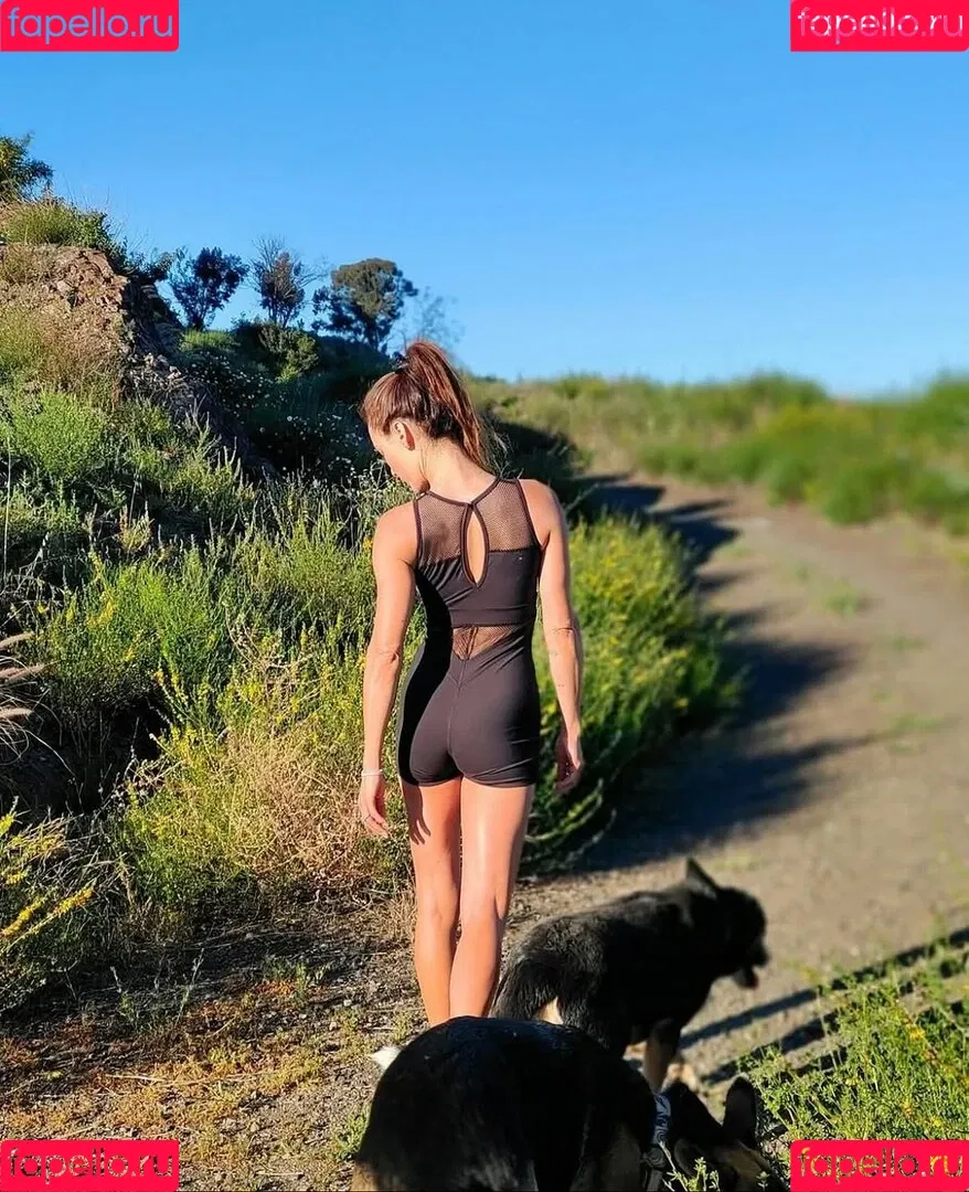 Maggie Q / maggieq Onlyfans Photo Gallery 