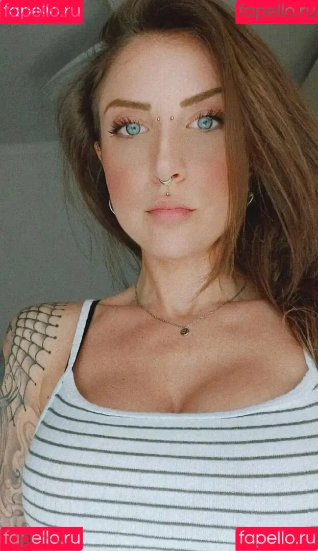 elisa.snippop Onlyfans Photo Gallery 