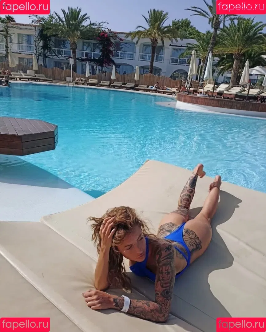 elisa.snippop Onlyfans Photo Gallery 