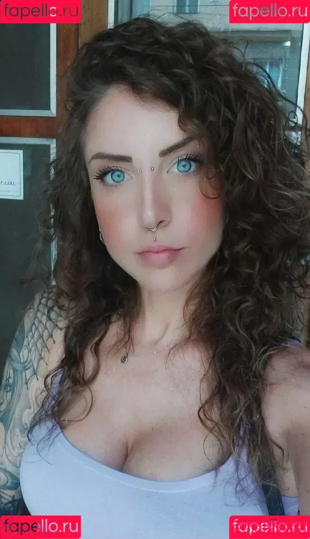 elisa.snippop Onlyfans Photo Gallery 