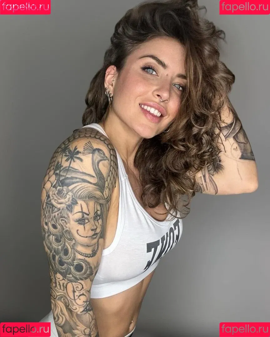 elisa.snippop Onlyfans Photo Gallery 